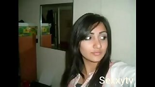Hot sexy Indian girl Nadia naked dance